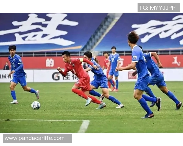 中国足球前锋的崛起与挑战：从青训体系到国际赛场的全面分析